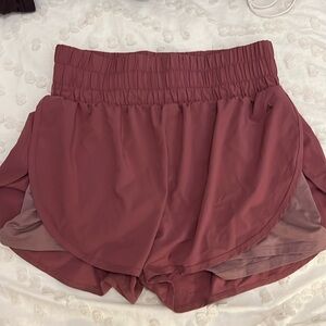 Balance athletica— Vitality— Vista shorts “wildflower” mauve